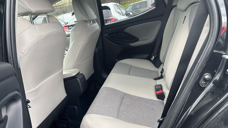 Toyota Yaris 1.5 Hybrid Excel 5dr CVT Hybrid Hatchback